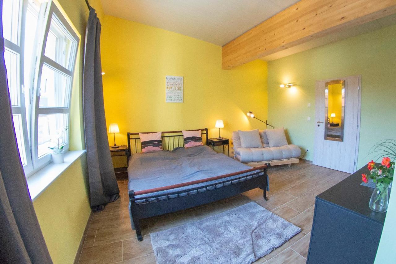Ranchzimmer Am Hippo-Campus Reit- Und Therapiezentrum Deutsch Haslau Buitenkant foto