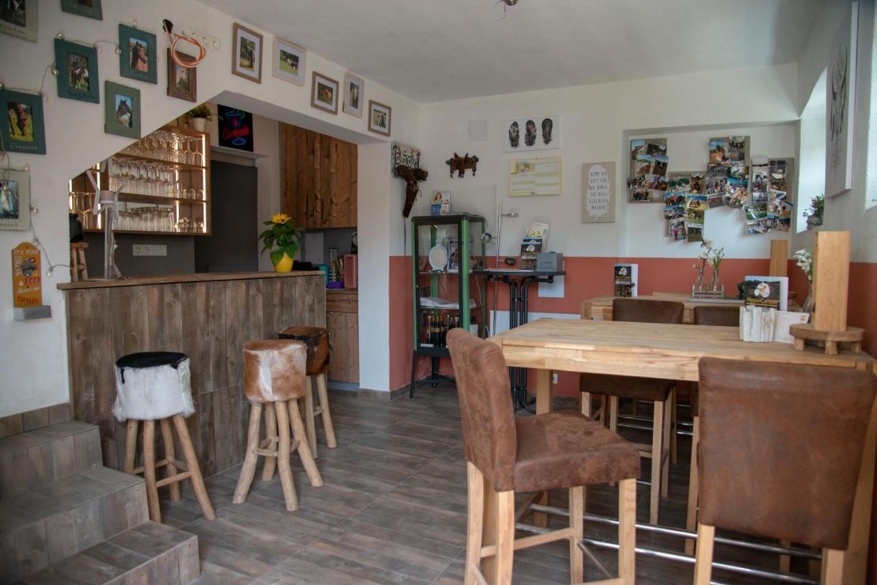 Ranchzimmer Am Hippo-Campus Reit- Und Therapiezentrum Deutsch Haslau Buitenkant foto