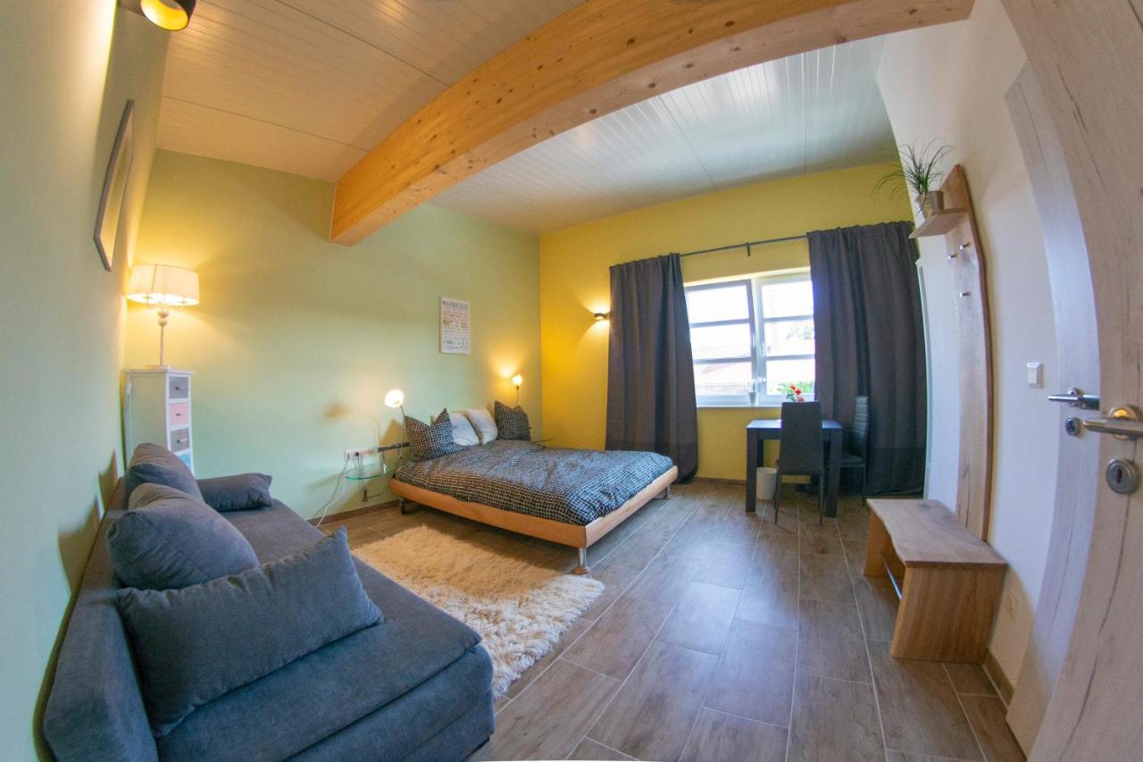 Ranchzimmer Am Hippo-Campus Reit- Und Therapiezentrum Deutsch Haslau Buitenkant foto