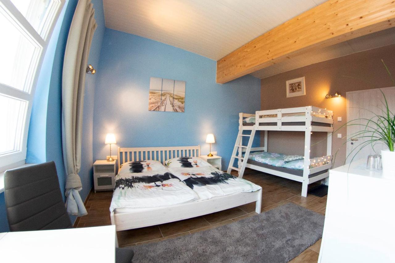 Ranchzimmer Am Hippo-Campus Reit- Und Therapiezentrum Deutsch Haslau Buitenkant foto