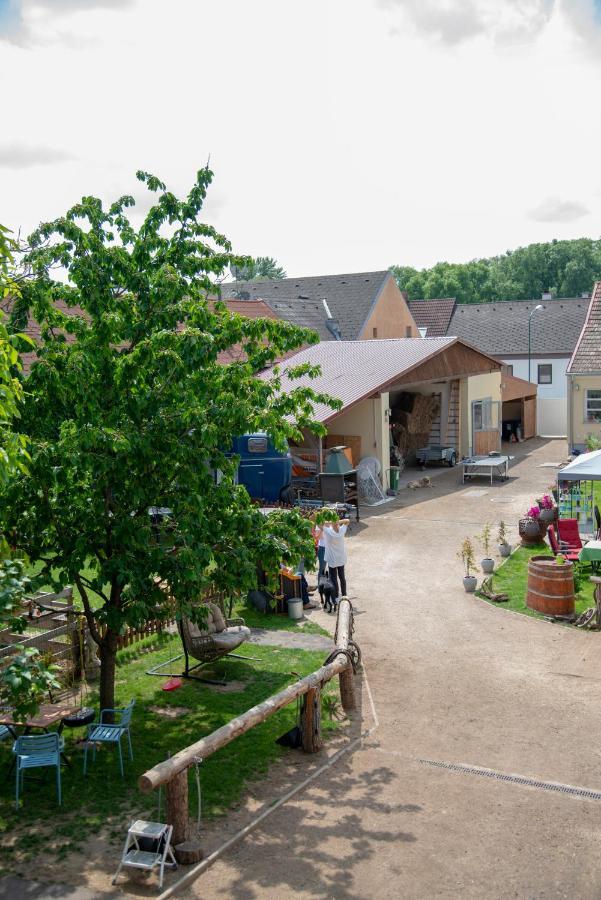 Ranchzimmer Am Hippo-Campus Reit- Und Therapiezentrum Deutsch Haslau Buitenkant foto