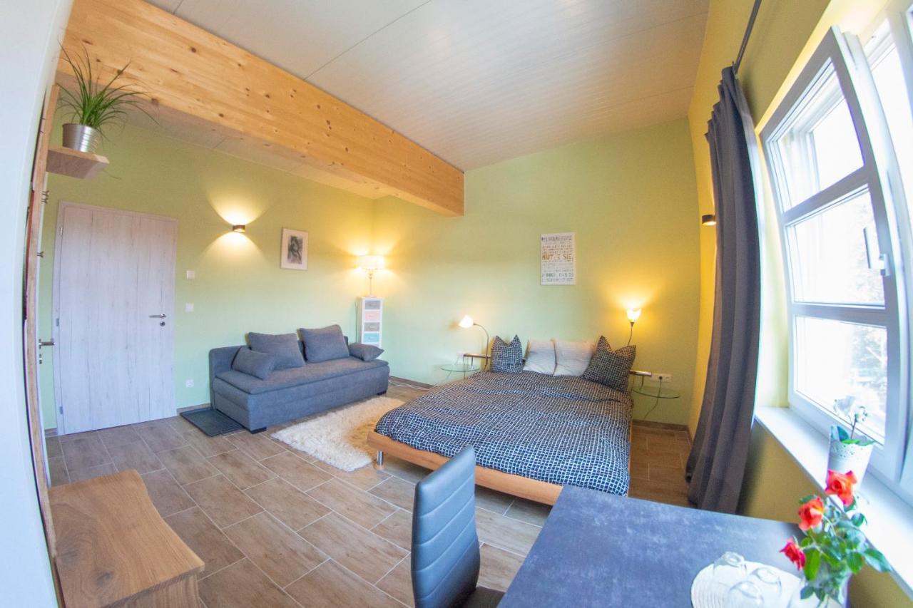 Ranchzimmer Am Hippo-Campus Reit- Und Therapiezentrum Deutsch Haslau Buitenkant foto